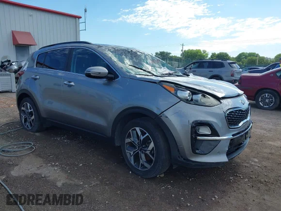 ✅ 2020 Kia Sportage EX • VIN: KNDPN3AC5L7634023 • Lot: 44590696. Wystawiony na IAAI z przebiegiem 120 874 mil. Bezpłatny archiwum sprzedaży aukcyjnych z USA i szczegółowy raport historii pojazdu na DreamBid. Zdjęcie 1.