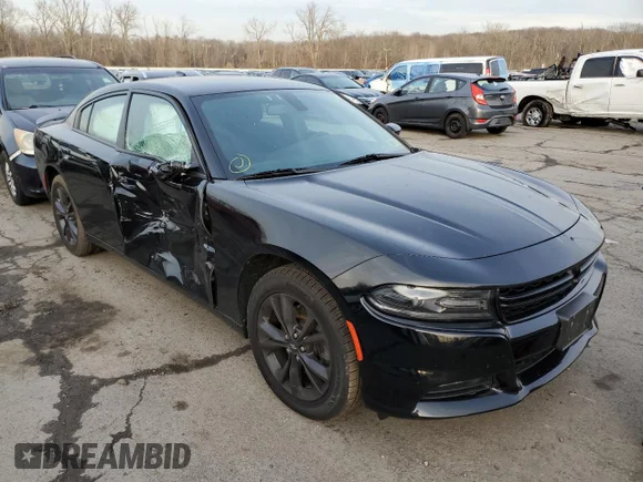 ✅ 2020 Dodge Charger SXT • VIN: 2C3CDXJGXLH141653 • Лот: 69654672. Опубліковано раніше на Copart з пробігом 51 361 миль. Безкоштовний доступ до архіву аукціонних продажів зі США та докладний звіт про історію автомобіля на DreamBid. Зображення 4.