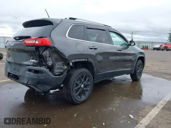 ✅ 2015 Jeep Cherokee Latitude • VIN: 1C4PJMCS7FW572267 • Лот: 44607007. Опубліковано раніше на IAAI з пробігом 107 337 миль. Безкоштовний доступ до архіву аукціонних продажів зі США та докладний звіт про історію автомобіля на DreamBid. Зображення 4.