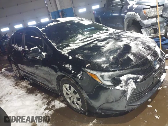 ✅ 2023 Toyota Corolla Hybrid LE • VIN: JTDBDMHE2PJ002504 • Lot: 44240253. Wystawiony na IAAI z przebiegiem 60 959 mil. Bezpłatny archiwum sprzedaży aukcyjnych z USA i szczegółowy raport historii pojazdu na DreamBid. Zdjęcie 1.