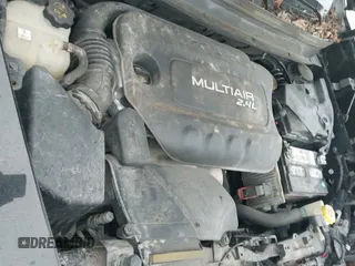 ✅ 2017 Jeep Cherokee Sport • VIN: 1C4PJMAB7HW614572 • Lot: 41477399. Listed on IAAI with 117,288 mi. Free auction sales archive from the USA and detailed vehicle history report at DreamBid. Image 18.