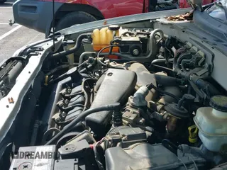 2006 Mercury Mariner Luxury с VIN 4M2YU56106KJ11501, выставлен на аукционе IAAI как лот 42634351 с пробегом 141 456 миль миль и . История ставок и продаж доступна на DreamBid. Изображение 12.