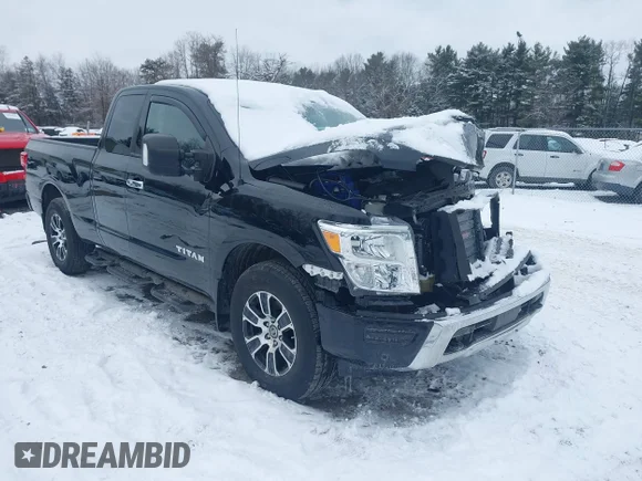 ✅ 2021 Nissan Titan SV • VIN: 1N6AA1CD3MN517661 • Lot: 44164743. Wystawiony na IAAI z przebiegiem 57 507 mil. Bezpłatny archiwum sprzedaży aukcyjnych z USA i szczegółowy raport historii pojazdu na DreamBid. Zdjęcie 1.