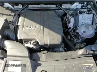 ✅ 2023 Audi Q5 S line Premium Plus • VIN: WA1EAAFY2P2158032 • Лот: 89933195. Опубликован ранее на Copart с пробегом 9 893 миль. Бесплатный доступ к архиву аукционных продаж из США и подробный отчёт об истории автомобиля на DreamBid. Изображение 14.