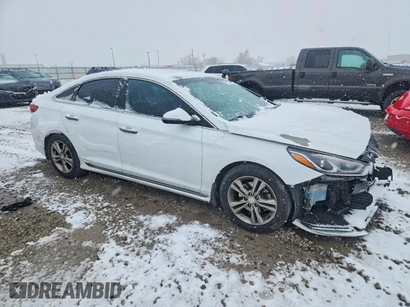 ✅ 2019 Hyundai Sonata SEL • VIN: 5NPE34AF5KH796404 • Lot: 78114765. Wystawiony na Copart z przebiegiem 124 605 mil. Bezpłatny archiwum sprzedaży aukcyjnych z USA i szczegółowy raport historii pojazdu na DreamBid. Zdjęcie 4.