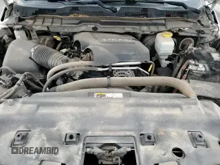 ✅ 2018 Ram 2500 Power Wagon • VIN: 3C6TR5EJ4JG232848 • Lot: 64197015. Wystawiony na Copart z przebiegiem 132 086 mil. Bezpłatny archiwum sprzedaży aukcyjnych z USA i szczegółowy raport historii pojazdu na DreamBid. Zdjęcie 13.