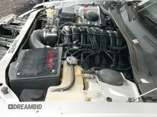 ✅ 2005 Chrysler 300 C • VIN: 2C3JA63H75H577220 • Lot: 43655649. Wystawiony na IAAI z przebiegiem 129 629 mil. Bezpłatny archiwum sprzedaży aukcyjnych z USA i szczegółowy raport historii pojazdu na DreamBid. Zdjęcie 19.