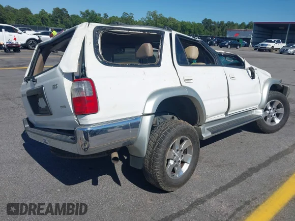 ✅ 2000 Toyota 4Runner SR5 • VIN: JT3GN86R5Y0145295 • Lot: 45124802. Listed on IAAI with 193,595 mi. Free auction sales archive from the USA and detailed vehicle history report at DreamBid. Image 4.