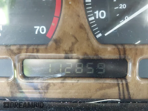 ✅ 1995 Jaguar XJ • VIN: SAJHX1741SC720469 • Лот: 42100831. Опубліковано раніше на IAAI з пробігом 112 859 миль. Безкоштовний доступ до архіву аукціонних продажів зі США та докладний звіт про історію автомобіля на DreamBid. Зображення 7.