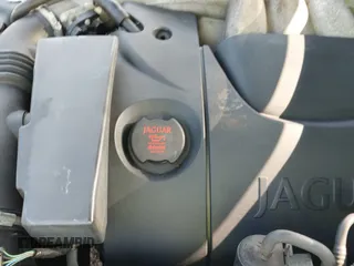 ✅ 2004 Jaguar S-Type • VIN: SAJEA01T64FN07825 • Lot: 42403796. Wystawiony na IAAI z przebiegiem 133 011 mil. Bezpłatny archiwum sprzedaży aukcyjnych z USA i szczegółowy raport historii pojazdu na DreamBid. Zdjęcie 13.