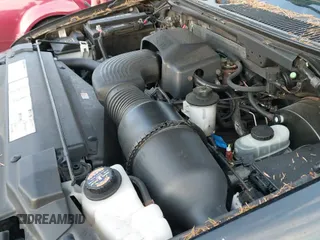 ✅ 2000 Ford F-150 XL • VIN: 2FTRX07L8YCB18031 • Lot: 43639340. Listed on IAAI with 94,503 mi. Free auction sales archive from the USA and detailed vehicle history report at DreamBid. Image 13.