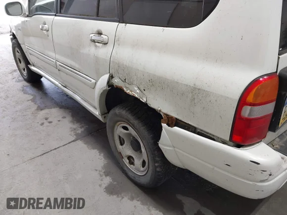 ✅ 2002 Suzuki XL7 Standard • VIN: JS3TX92V024126068 • Лот: 43028621. Опубліковано раніше на IAAI з пробігом 148 308 миль. Безкоштовний доступ до архіву аукціонних продажів зі США та докладний звіт про історію автомобіля на DreamBid. Зображення 6.