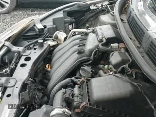 ✅ 2015 Nissan Versa S • VIN: 3N1CN7AP3FL937328 • Lot: 42500094. Wystawiony na IAAI z przebiegiem 109 985 mil. Bezpłatny archiwum sprzedaży aukcyjnych z USA i szczegółowy raport historii pojazdu na DreamBid. Zdjęcie 13.