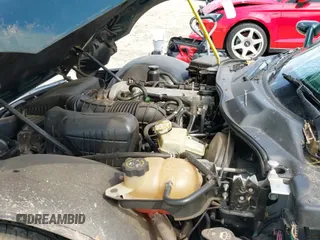 ✅ 2006 Pontiac Solstice • VIN: 1G2MB33B16Y000095 • Лот: 42453376. Опубликован ранее на IAAI с пробегом 92 596 миль. Бесплатный доступ к архиву аукционных продаж из США и подробный отчёт об истории автомобиля на DreamBid. Изображение 13.