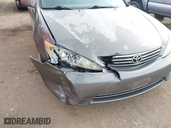 ✅ 2005 Toyota Camry LE • VIN: 4T1BE32KX5U982433 • Lot: 44485468. Wystawiony na IAAI z przebiegiem 174 564 mil. Bezpłatny archiwum sprzedaży aukcyjnych z USA i szczegółowy raport historii pojazdu na DreamBid. Zdjęcie 6.