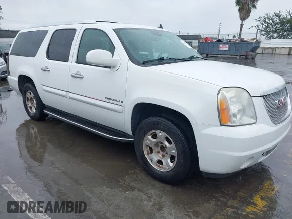 ✅ 2008 GMC Yukon XL • VIN: 1GKFC66898J250459 • Лот: 43658018. Опубліковано раніше на IAAI з пробігом 152 450 миль. Безкоштовний доступ до архіву аукціонних продажів зі США та докладний звіт про історію автомобіля на DreamBid. Зображення 1.
