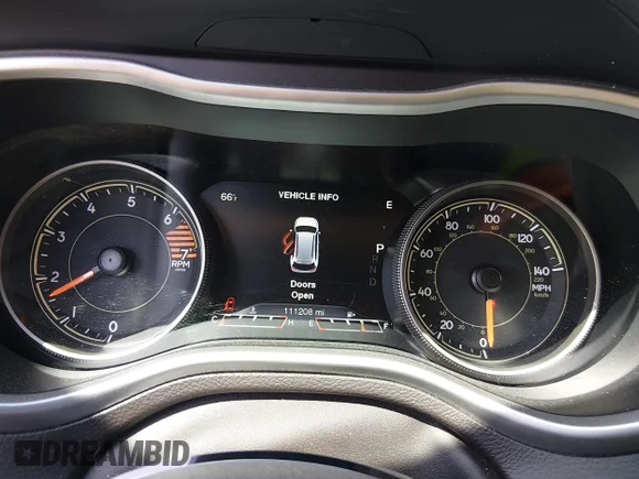 ✅ 2017 Jeep Cherokee Overland • VIN: 1C4PJLJBXHW652971 • Лот: 44696593. Опубліковано раніше на IAAI з пробігом 111 208 миль. Безкоштовний доступ до архіву аукціонних продажів зі США та докладний звіт про історію автомобіля на DreamBid. Зображення 7.