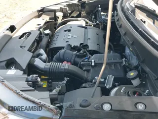 ✅ 2024 Mitsubishi Outlander S • VIN: JA4ARUAUXRU017956 • Lot: 42930841. Listed on IAAI with 17,220 mi. Free auction sales archive from the USA and detailed vehicle history report at DreamBid. Image 19.