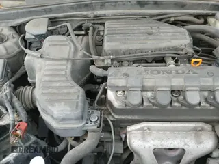 ✅ 2001 Honda Civic LX • VIN: 2HGES15571H559635 • Lot: 43406816. Wystawiony na IAAI z przebiegiem 222 631 mil. Bezpłatny archiwum sprzedaży aukcyjnych z USA i szczegółowy raport historii pojazdu na DreamBid. Zdjęcie 12.