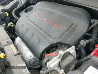 ✅ 2020 Jeep Renegade Sport • VIN: ZACNJBAB1LPL13505 • Lot: 42365862. Wystawiony na IAAI z przebiegiem 37 443 mil. Bezpłatny archiwum sprzedaży aukcyjnych z USA i szczegółowy raport historii pojazdu na DreamBid. Zdjęcie 19.