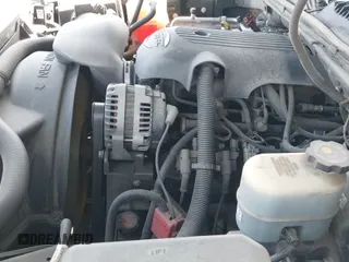 ✅ 2001 Chevrolet Suburban LS • VIN: 3GNFK16T11G152143 • Лот: 41958234. Опубликован ранее на IAAI с пробегом 151 514 миль. Бесплатный доступ к архиву аукционных продаж из США и подробный отчёт об истории автомобиля на DreamBid. Изображение 12.