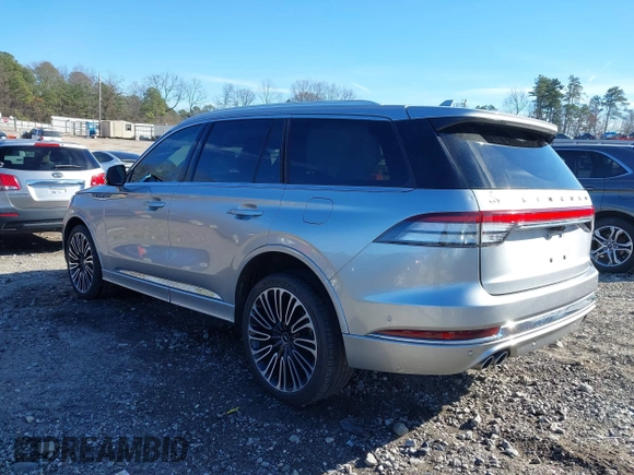 ✅ 2020 Lincoln Aviator Black Label • VIN: 5LM5J9XC9LGL30358 • Lot: 44201564. Wystawiony na IAAI z przebiegiem 65 783 mil. Bezpłatny archiwum sprzedaży aukcyjnych z USA i szczegółowy raport historii pojazdu na DreamBid. Zdjęcie 3.