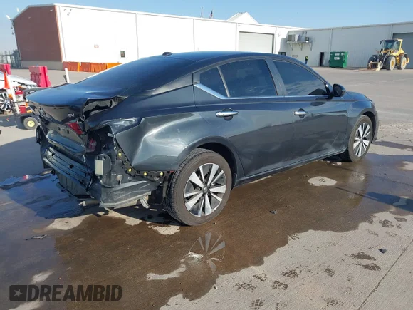 ✅ 2022 Nissan Altima SV • VIN: 1N4BL4DW1NN379662 • Лот: 44152790. Опубликован ранее на IAAI с пробегом 58 161 миль. Бесплатный доступ к архиву аукционных продаж из США и подробный отчёт об истории автомобиля на DreamBid. Изображение 4.