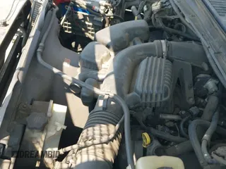 ✅ 2010 Ford F-250 XL • VIN: 1FTSW2A51AEA90244 • Lot: 42959997. Wystawiony na IAAI z przebiegiem 201 369 mil. Bezpłatny archiwum sprzedaży aukcyjnych z USA i szczegółowy raport historii pojazdu na DreamBid. Zdjęcie 20.