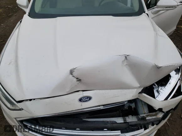 ✅ 2018 Ford Fusion Titanium • VIN: 3FA6P0D97JR246856 • Lot: 36720073. Wystawiony na Copart z przebiegiem 65 431 mil. Bezpłatny archiwum sprzedaży aukcyjnych z USA i szczegółowy raport historii pojazdu na DreamBid. Zdjęcie 12.