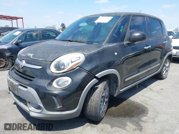 ✅ 2014 FIAT 500L Trekking • VIN: ZFBCFADHXEZ013345 • Лот: 45112904. Опубликован ранее на IAAI с пробегом 75 715 миль. Бесплатный доступ к архиву аукционных продаж из США и подробный отчёт об истории автомобиля на DreamBid. Изображение 2.