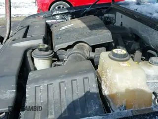 ✅ 2007 Lincoln Navigator • VIN: 5LMFU285X7LJ09190 • Lot: 41611256. Listed on IAAI with 185,879 mi. Free auction sales archive from the USA and detailed vehicle history report at DreamBid. Image 19.