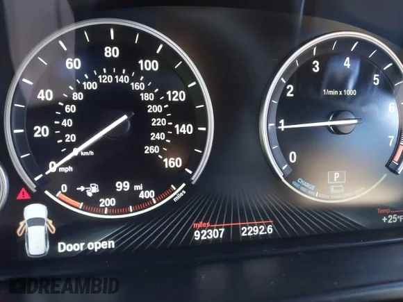 ✅ 2017 BMW X5 xDrive40e • VIN: 5UXKT0C33H0V97967 • Лот: 44114753. Опубліковано раніше на IAAI з пробігом 92 307 миль. Безкоштовний доступ до архіву аукціонних продажів зі США та докладний звіт про історію автомобіля на DreamBid. Зображення 7.