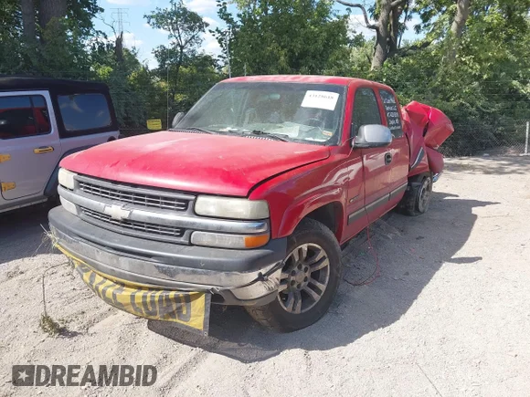 ✅ 2000 Chevrolet Silverado 1500 LS • VIN: 1GCEK19T7YE208331 • Лот: 43128618. Опубліковано раніше на IAAI з пробігом 301 808 миль. Безкоштовний доступ до архіву аукціонних продажів зі США та докладний звіт про історію автомобіля на DreamBid. Зображення 2.