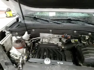 ✅ 2023 Volkswagen Atlas SEL Premium R-Line • VIN: 1V2FE2CA7PC203504 • Lot: 57632605. Listed on Copart with 47,875 mi. Free auction sales archive from the USA and detailed vehicle history report at DreamBid. Image 16.