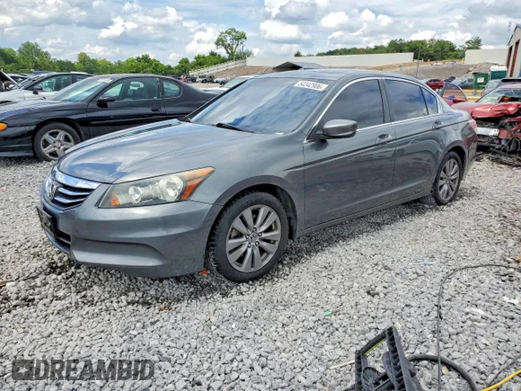 ✅ 2011 Honda Accord EX-L • VIN: 1HGCP2F84BA151942 • Lot: 54342906. Wystawiony na Copart z przebiegiem 267 758 mil. Bezpłatny archiwum sprzedaży aukcyjnych z USA i szczegółowy raport historii pojazdu na DreamBid. Zdjęcie 1.