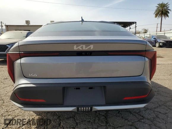 ✅ 2025 Kia K4 LXS • VIN: 3KPFT4DE8SE079832 • Lot: 47454355. Listed on Copart with 1,390 mi. Free auction sales archive from the USA and detailed vehicle history report at DreamBid. Image 6.
