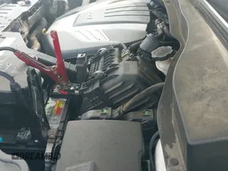 ✅ 2014 Kia Sorento SX Limited • VIN: 5XYKWDA71EG526987 • Lot: 43310281. Wystawiony na IAAI z przebiegiem 120 999 mil. Bezpłatny archiwum sprzedaży aukcyjnych z USA i szczegółowy raport historii pojazdu na DreamBid. Zdjęcie 18.