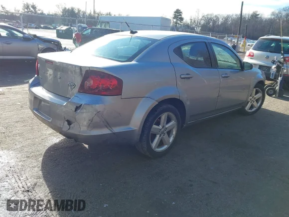 ✅ 2013 Dodge Avenger SE • VIN: 1C3CDZAB6DN516933 • Lot: 44034558. Listed on IAAI with 138,811 mi. Free auction sales archive from the USA and detailed vehicle history report at DreamBid. Image 4.