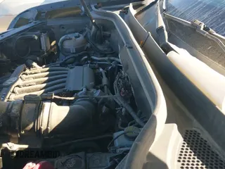 ✅ 2018 Volkswagen Atlas S • VIN: 1V2AR2CA3JC515468 • Lot: 43654233. Wystawiony na IAAI z przebiegiem 85 976 mil. Bezpłatny archiwum sprzedaży aukcyjnych z USA i szczegółowy raport historii pojazdu na DreamBid. Zdjęcie 19.