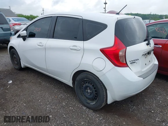 ✅ 2015 Nissan Note SL • VIN: 3N1CE2CP6FL442377 • Lot: 42182929. Wystawiony na IAAI z przebiegiem 221 732 mil. Bezpłatny archiwum sprzedaży aukcyjnych z USA i szczegółowy raport historii pojazdu na DreamBid. Zdjęcie 3.