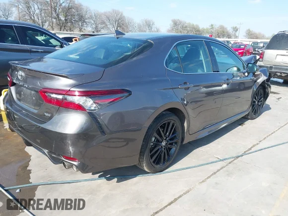 ✅ 2024 Toyota Camry XSE • VIN: 4T1K61AK8RU867063 • Lot: 44520744. Wystawiony na IAAI z przebiegiem 50 621 mil. Bezpłatny archiwum sprzedaży aukcyjnych z USA i szczegółowy raport historii pojazdu na DreamBid. Zdjęcie 4.