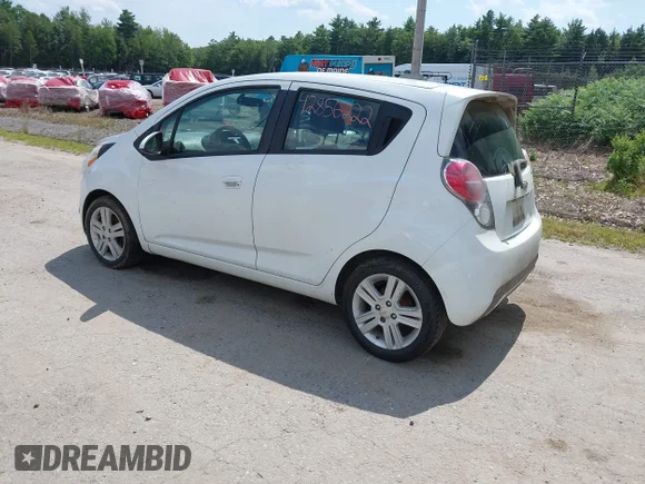 ✅ 2014 Chevrolet Spark LS • VIN: KL8CA6S91EC592354 • Лот: 42856222. Опубліковано раніше на IAAI з пробігом 133 498 миль. Безкоштовний доступ до архіву аукціонних продажів зі США та докладний звіт про історію автомобіля на DreamBid. Зображення 3.
