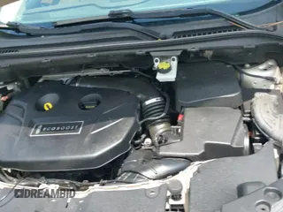 ✅ 2015 Lincoln MKC • VIN: 5LMCJ1A99FUJ45268 • Lot: 43061632. Wystawiony na IAAI z przebiegiem 165 551 mil. Bezpłatny archiwum sprzedaży aukcyjnych z USA i szczegółowy raport historii pojazdu na DreamBid. Zdjęcie 19.