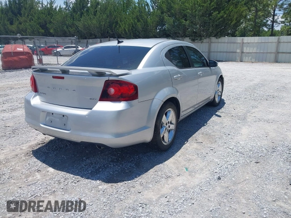 ✅ 2012 Dodge Avenger SXT Plus • VIN: 1C3CDZEG5CN329686 • Lot: 45118468. Wystawiony na IAAI z przebiegiem 138 249 mil. Bezpłatny archiwum sprzedaży aukcyjnych z USA i szczegółowy raport historii pojazdu na DreamBid. Zdjęcie 4.