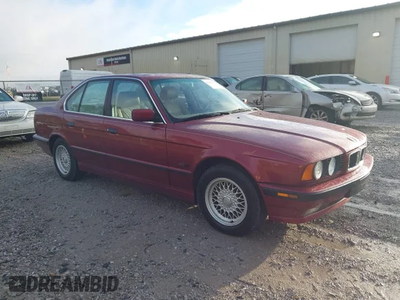 ✅ 1995 BMW 5 Series 525i • VIN: WBAHD632XSGK59156 • Лот: 43299463. Опубликован ранее на IAAI с пробегом 164 366 миль. Бесплатный доступ к архиву аукционных продаж из США и подробный отчёт об истории автомобиля на DreamBid. Изображение 1.