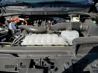 ✅ 2025 Ford F-150 XLT • VIN: 1FTFW3LD2SFA91376 • Lot: 86142095. Listed on Copart with 6,056 mi. Free auction sales archive from the USA and detailed vehicle history report at DreamBid. Image 13.