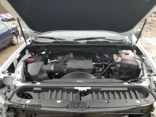 ✅ 2025 Chevrolet Silverado 2500HD • VIN: 1GC2KLE71SF149303 • Lot: 48383565. Wystawiony na Copart z przebiegiem 5 058 mil. Bezpłatny archiwum sprzedaży aukcyjnych z USA i szczegółowy raport historii pojazdu na DreamBid. Zdjęcie 13.