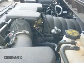 ✅ 2021 Chevrolet Silverado 1500 Custom Trail Boss • VIN: 3GCPYCEL3MG422938 • Lot: 42280311. Wystawiony na IAAI z przebiegiem 49 708 mil. Bezpłatny archiwum sprzedaży aukcyjnych z USA i szczegółowy raport historii pojazdu na DreamBid. Zdjęcie 19.