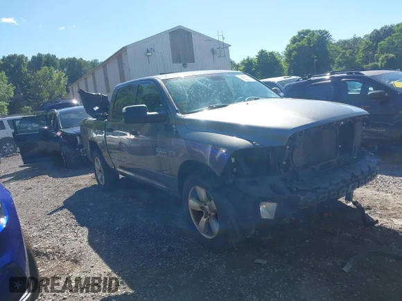 ✅ 2013 Ram 1500 Express • VIN: 1C6RR7KT3DS671242 • Lot: 45389836. Wystawiony na IAAI z przebiegiem 208 466 mil. Bezpłatny archiwum sprzedaży aukcyjnych z USA i szczegółowy raport historii pojazdu na DreamBid. Zdjęcie 1.