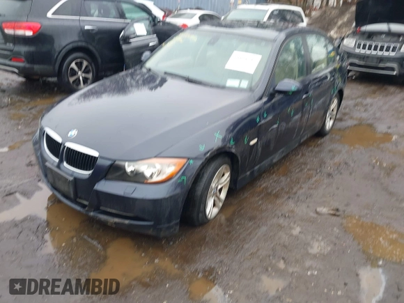 ✅ 2008 BMW 3 Series 328xi • VIN: WBAVC73588KP38333 • Lot: 44404946. Wystawiony na IAAI z przebiegiem 154 856 mil. Bezpłatny archiwum sprzedaży aukcyjnych z USA i szczegółowy raport historii pojazdu na DreamBid. Zdjęcie 6.